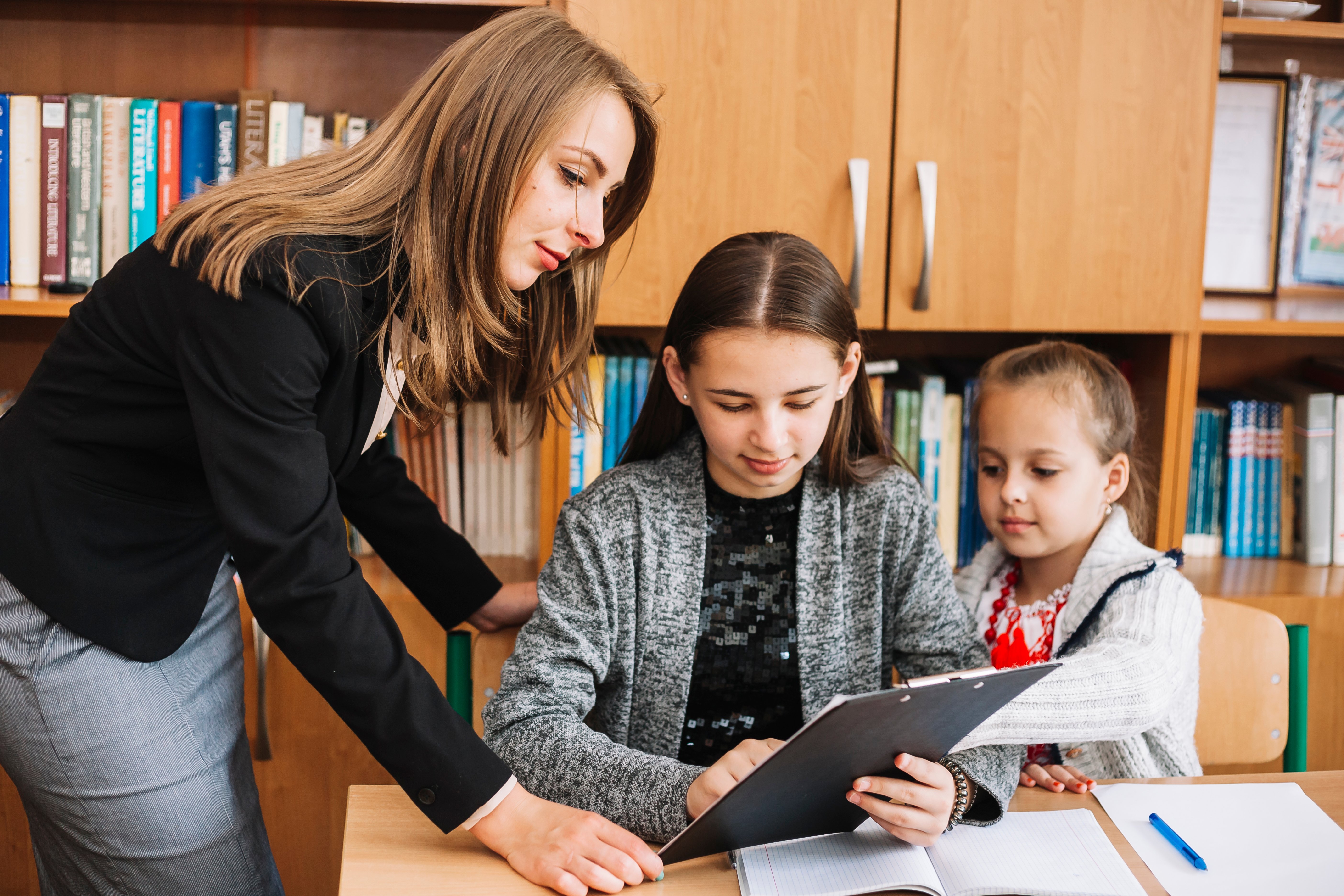 Effectieve inzet van onderwijsondersteunend personeel in het funderend onderwijs: inzichten en aanbevelingen